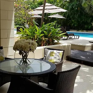  Aparthotel Brownes Condominium 1 Barbados